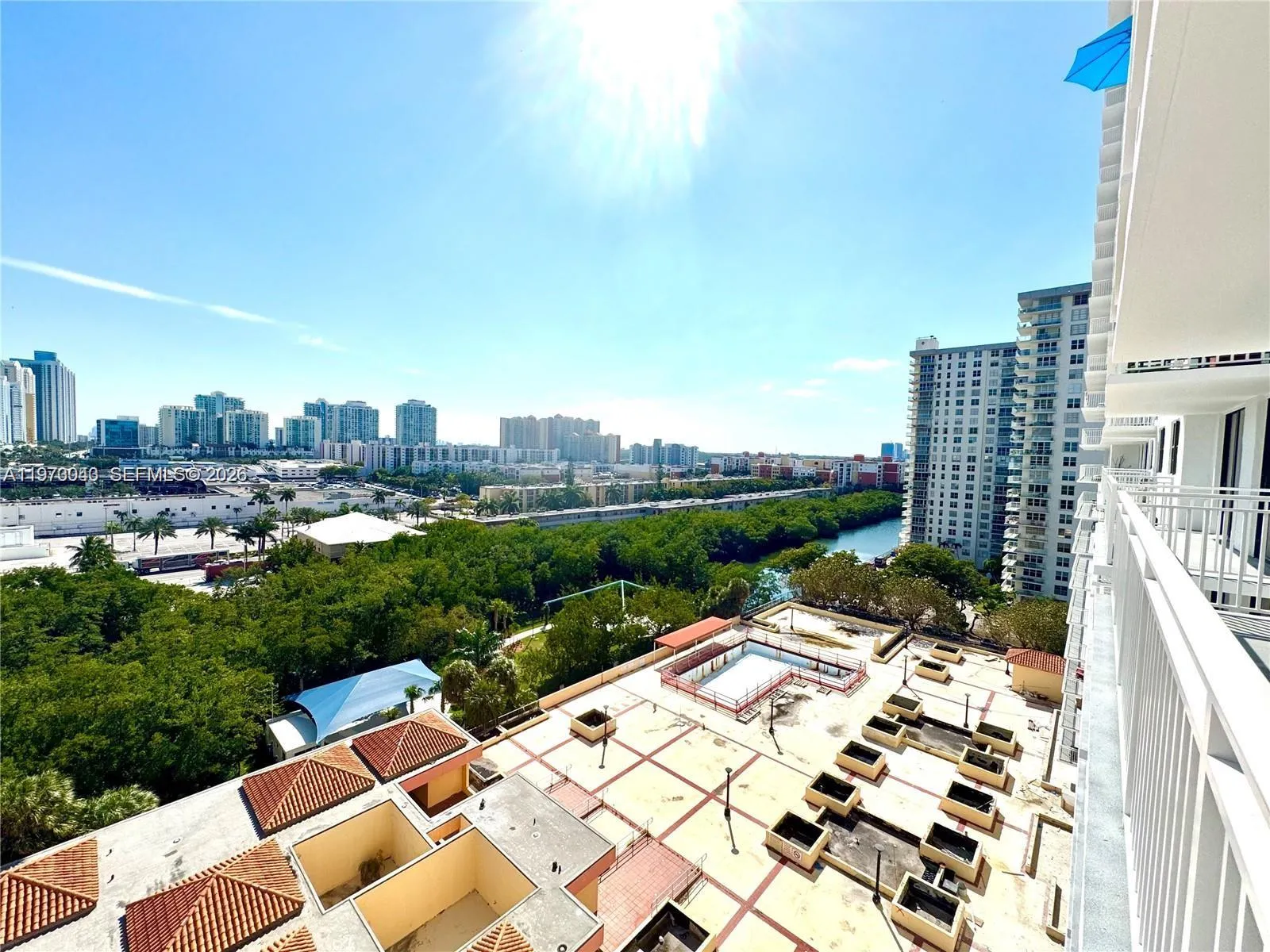 210 174th St 907, Sunny Isles Beach, Florida 33160, Sunny Isles Beach, Florida 33160, 2 Bedrooms Bedrooms, ,2 BathroomsBathrooms,Residential Lease,For Rent,210 174th St 907, Sunny Isles Beach, Florida 33160,A11973043