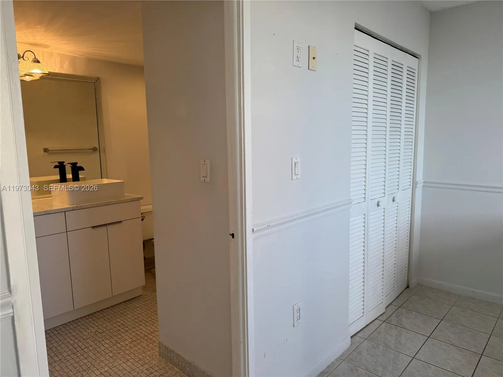 210 174th St 907, Sunny Isles Beach, Florida 33160, Sunny Isles Beach, Florida 33160, 2 Bedrooms Bedrooms, ,2 BathroomsBathrooms,Residential Lease,For Rent,210 174th St 907, Sunny Isles Beach, Florida 33160,A11973043