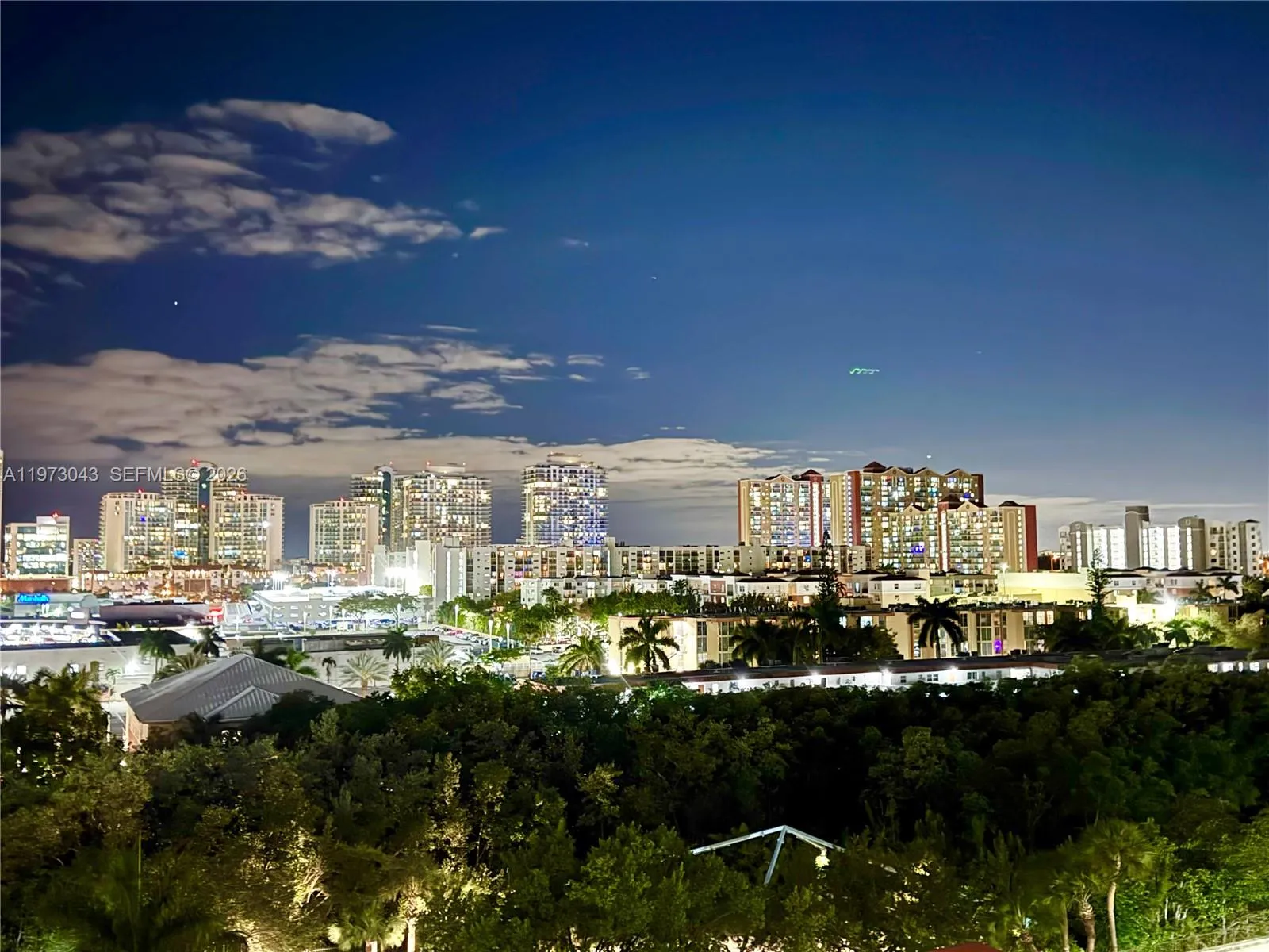210 174th St 907, Sunny Isles Beach, Florida 33160, Sunny Isles Beach, Florida 33160, 2 Bedrooms Bedrooms, ,2 BathroomsBathrooms,Residential Lease,For Rent,210 174th St 907, Sunny Isles Beach, Florida 33160,A11973043