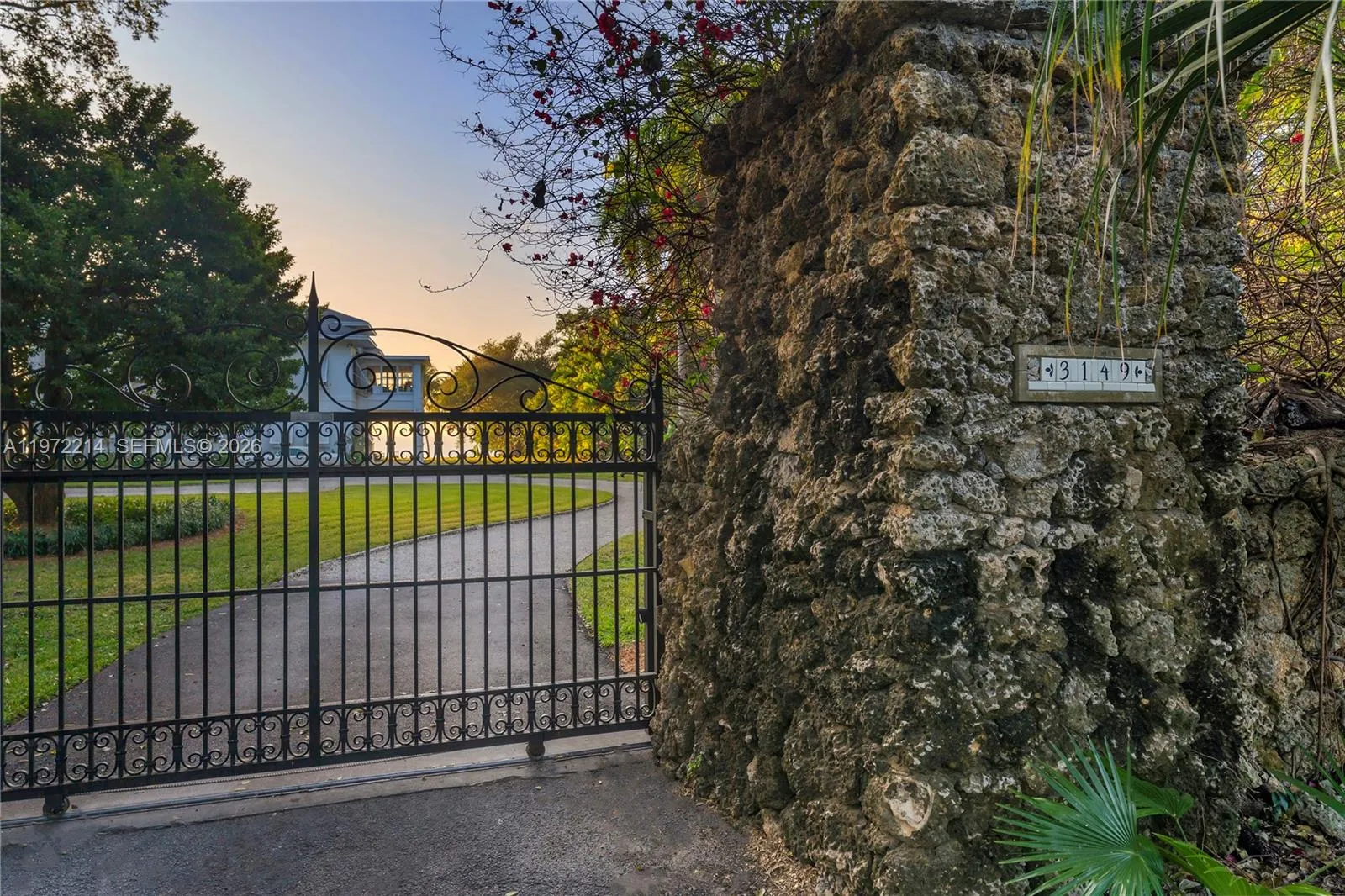 3149 Brickell Ave, Miami, Florida 33129, Miami, Florida 33129, 7 Bedrooms Bedrooms, ,5 BathroomsBathrooms,Residential,For Sale,3149 Brickell Ave, Miami, Florida 33129,A11972214