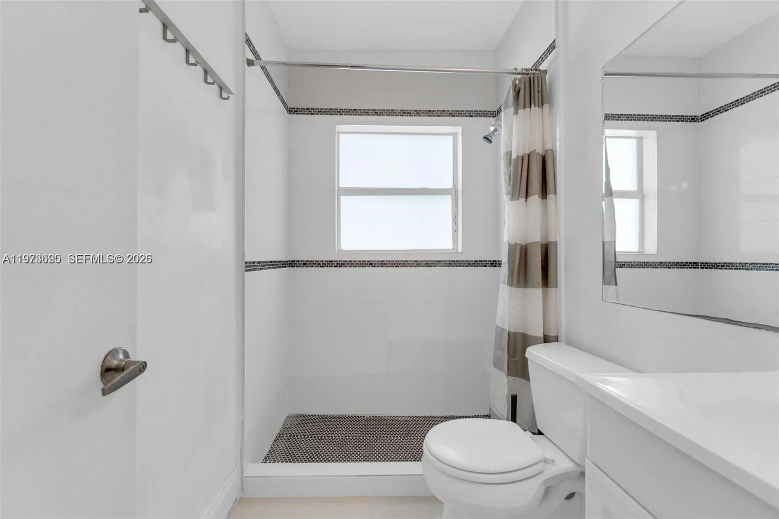 8080 Tatum Waterway Dr 25, Miami Beach, Florida 33, Miami Beach, Florida 33141, ,1 BathroomBathrooms,Residential Lease,For Rent,8080 Tatum Waterway Dr 25, Miami Beach, Florida 33,A11973090