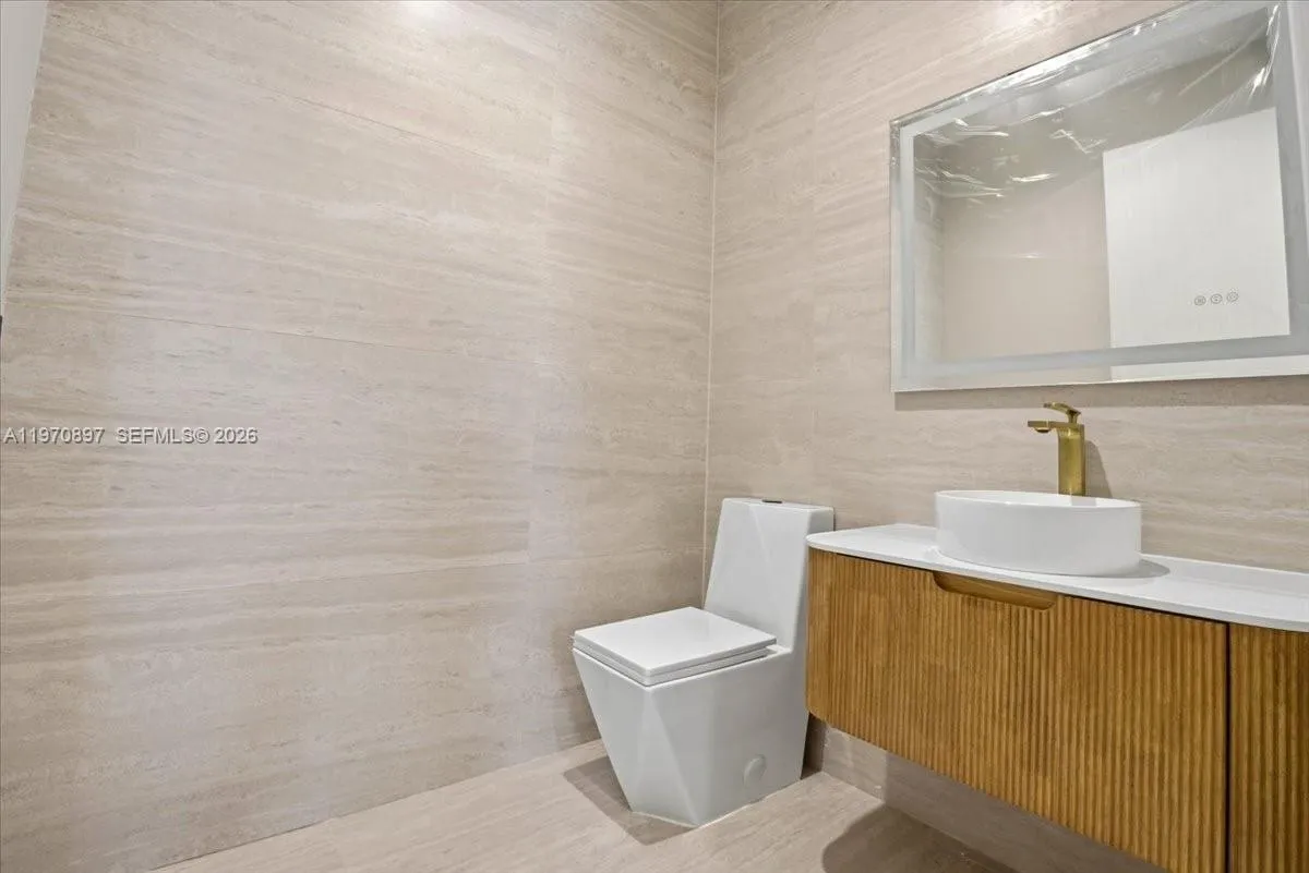 1637 Monroe St, Hollywood, Florida 33020, Hollywood, Florida 33020, 4 Bedrooms Bedrooms, ,4 BathroomsBathrooms,Residential,For Sale,1637 Monroe St, Hollywood, Florida 33020,A11970897