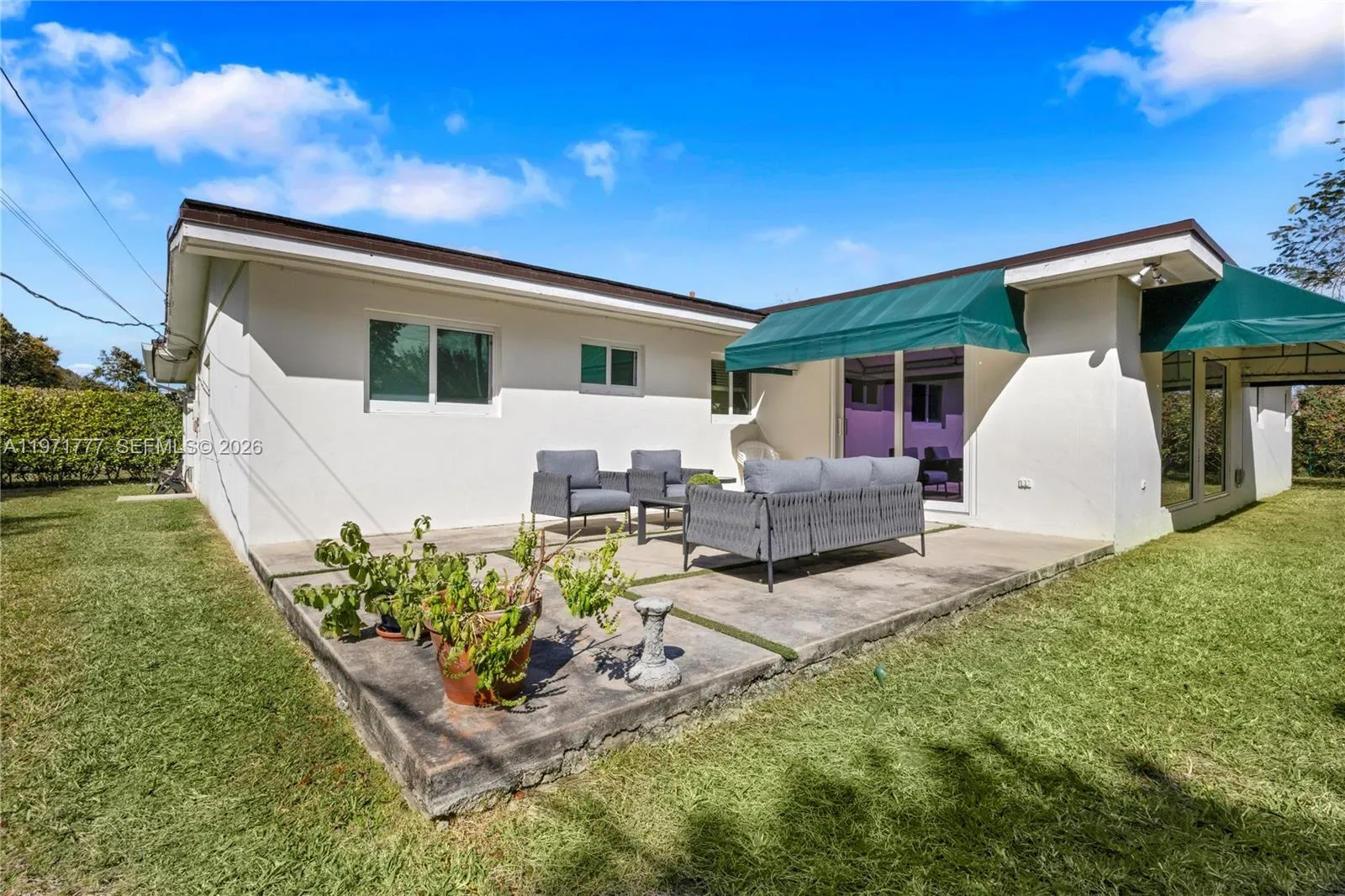 5680 Sw 86th St, Miami, Florida 33143, Miami, Florida 33143, 4 Bedrooms Bedrooms, ,2 BathroomsBathrooms,Residential,For Sale,5680 Sw 86th St, Miami, Florida 33143,A11971777