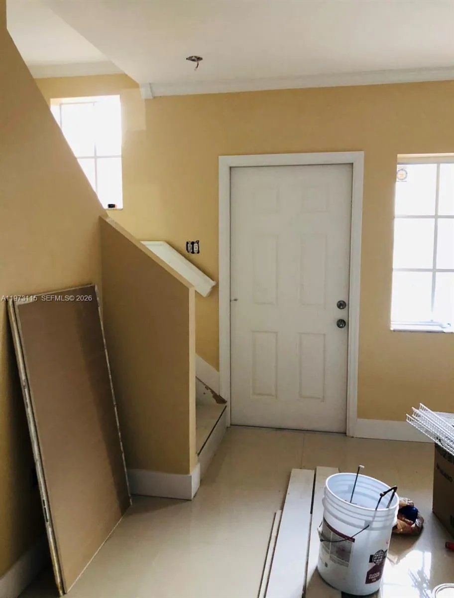 2993 W 80th St 4, Hialeah, Florida 33018, Hialeah, Florida 33018, 2 Bedrooms Bedrooms, ,2 BathroomsBathrooms,Residential Lease,For Rent,2993 W 80th St 4, Hialeah, Florida 33018,A11973115