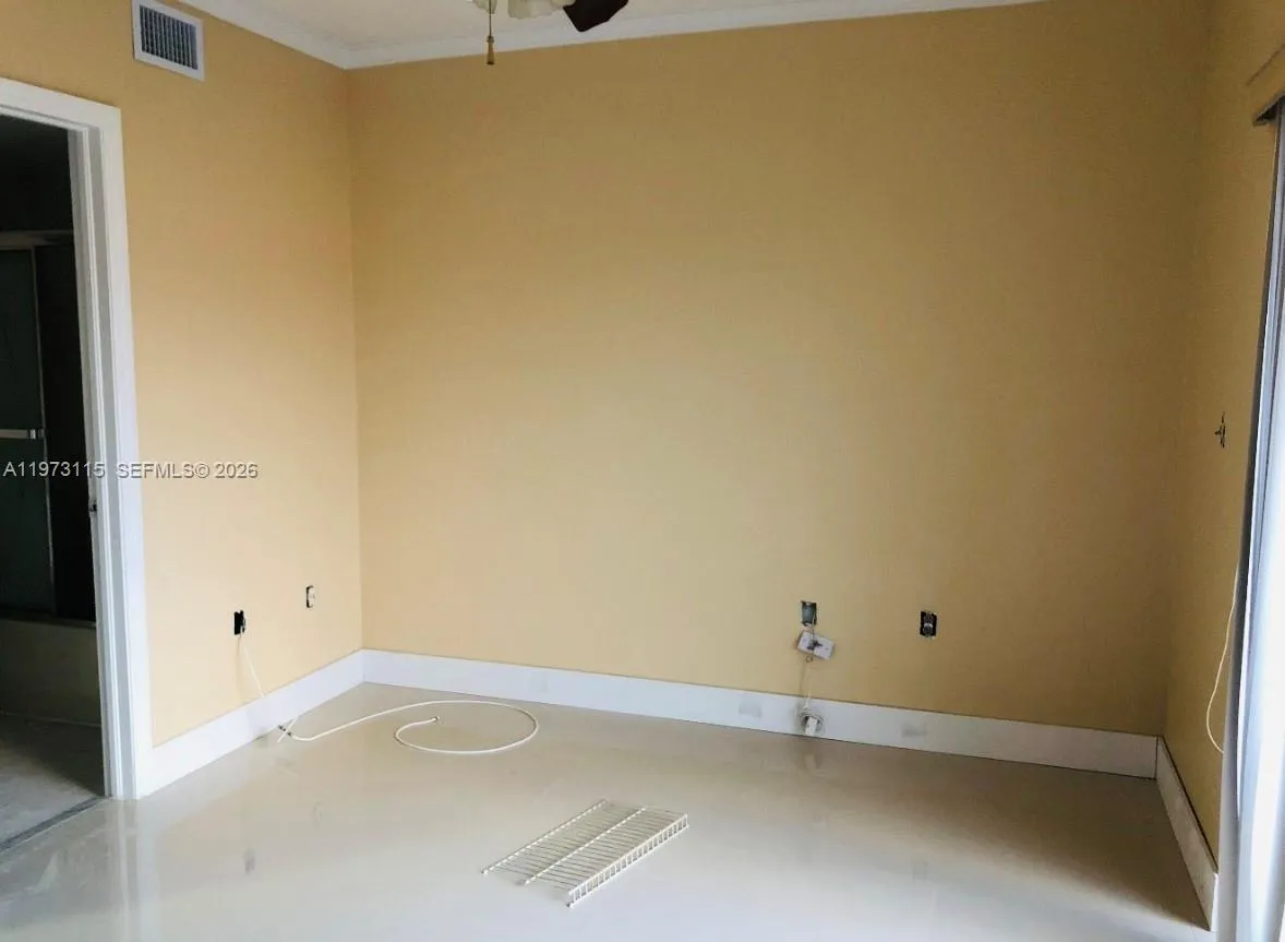 2993 W 80th St 4, Hialeah, Florida 33018, Hialeah, Florida 33018, 2 Bedrooms Bedrooms, ,2 BathroomsBathrooms,Residential Lease,For Rent,2993 W 80th St 4, Hialeah, Florida 33018,A11973115