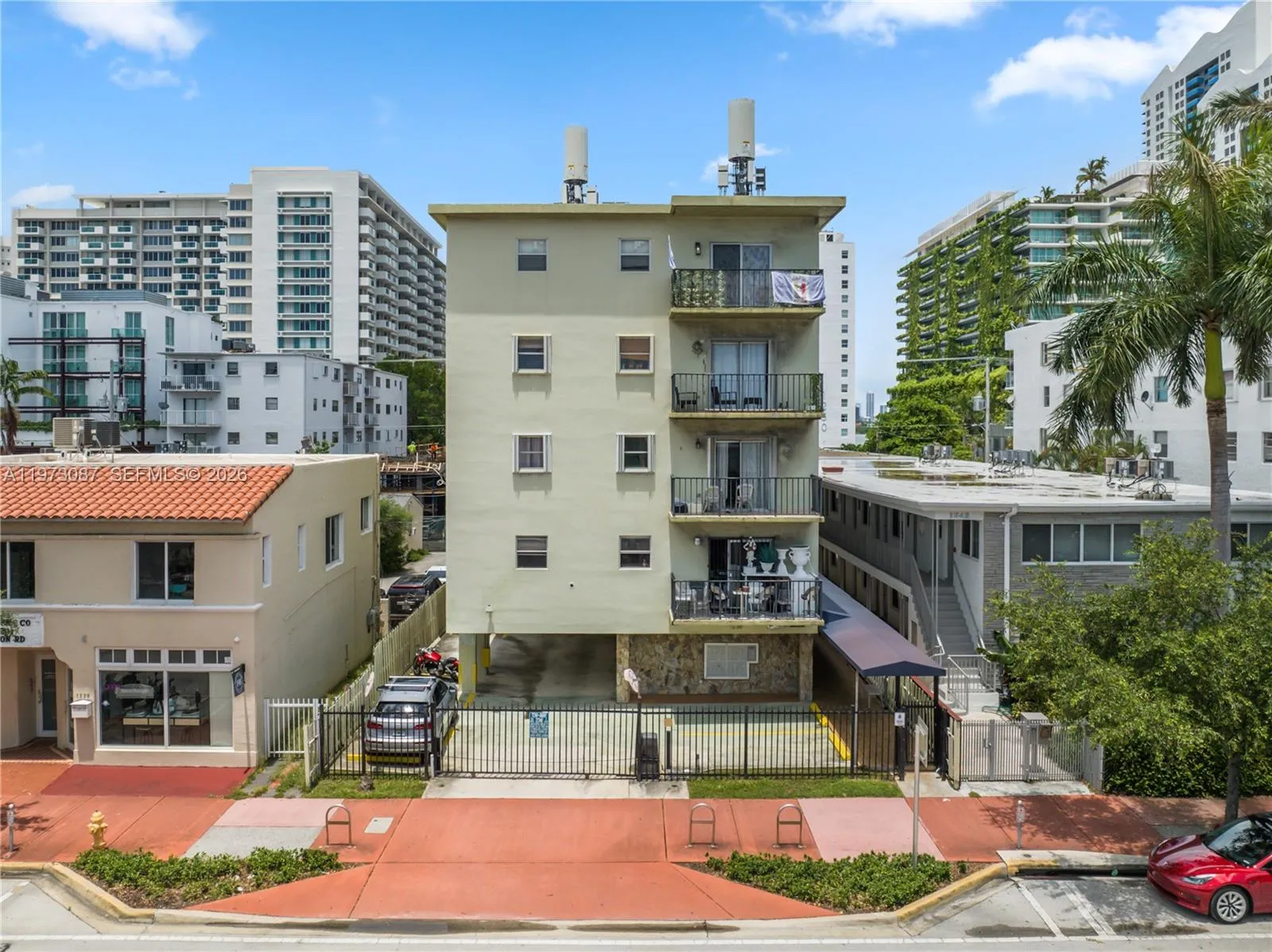 1236 Alton Rd 401, Miami Beach, Florida 33139, Miami Beach, Florida 33139, 2 Bedrooms Bedrooms, ,2 BathroomsBathrooms,Residential Lease,For Rent,1236 Alton Rd 401, Miami Beach, Florida 33139,A11973087