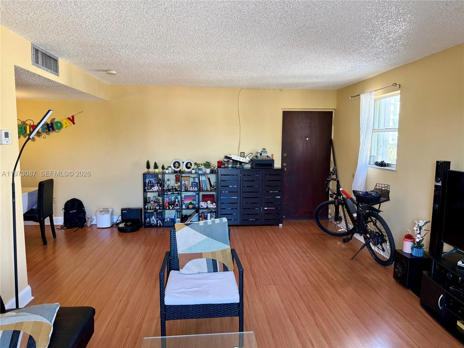 1236 Alton Rd 401, Miami Beach, Florida 33139, Miami Beach, Florida 33139, 2 Bedrooms Bedrooms, ,2 BathroomsBathrooms,Residential Lease,For Rent,1236 Alton Rd 401, Miami Beach, Florida 33139,A11973087