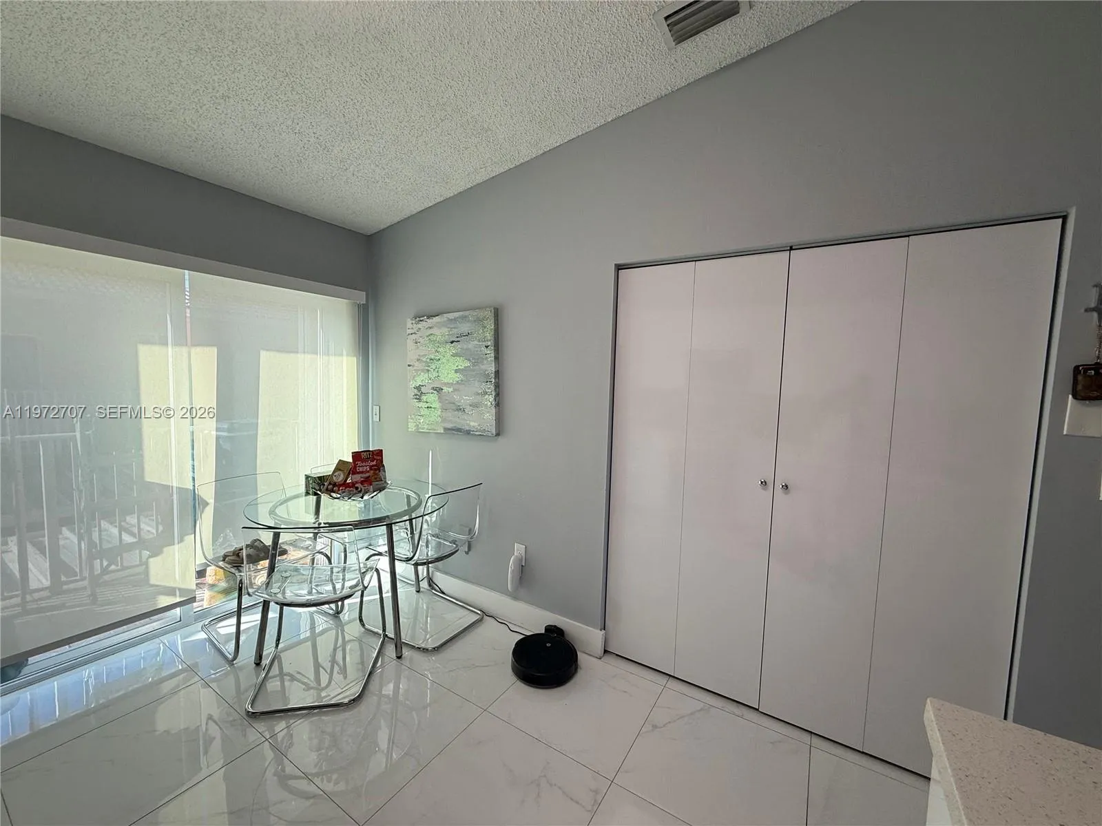7738 W 34th Ln 15-201, Hialeah, Florida 33018, Hialeah, Florida 33018, 3 Bedrooms Bedrooms, ,2 BathroomsBathrooms,Residential Lease,For Rent,7738 W 34th Ln 15-201, Hialeah, Florida 33018,A11972707
