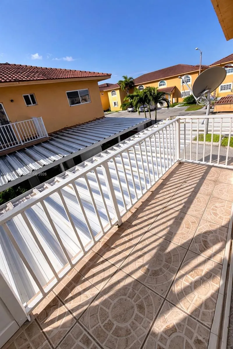7738 W 34th Ln 15-201, Hialeah, Florida 33018, Hialeah, Florida 33018, 3 Bedrooms Bedrooms, ,2 BathroomsBathrooms,Residential Lease,For Rent,7738 W 34th Ln 15-201, Hialeah, Florida 33018,A11972707