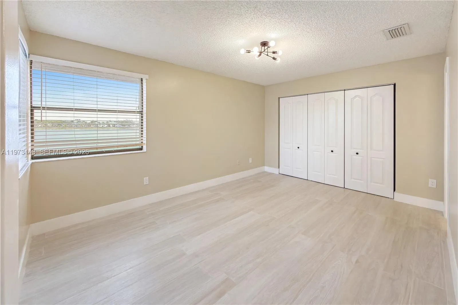 929 S Hamilton Dr 929e, Homestead, Florida 33034, Homestead, Florida 33034, 2 Bedrooms Bedrooms, ,2 BathroomsBathrooms,Residential Lease,For Rent,929 S Hamilton Dr 929e, Homestead, Florida 33034,A11973143