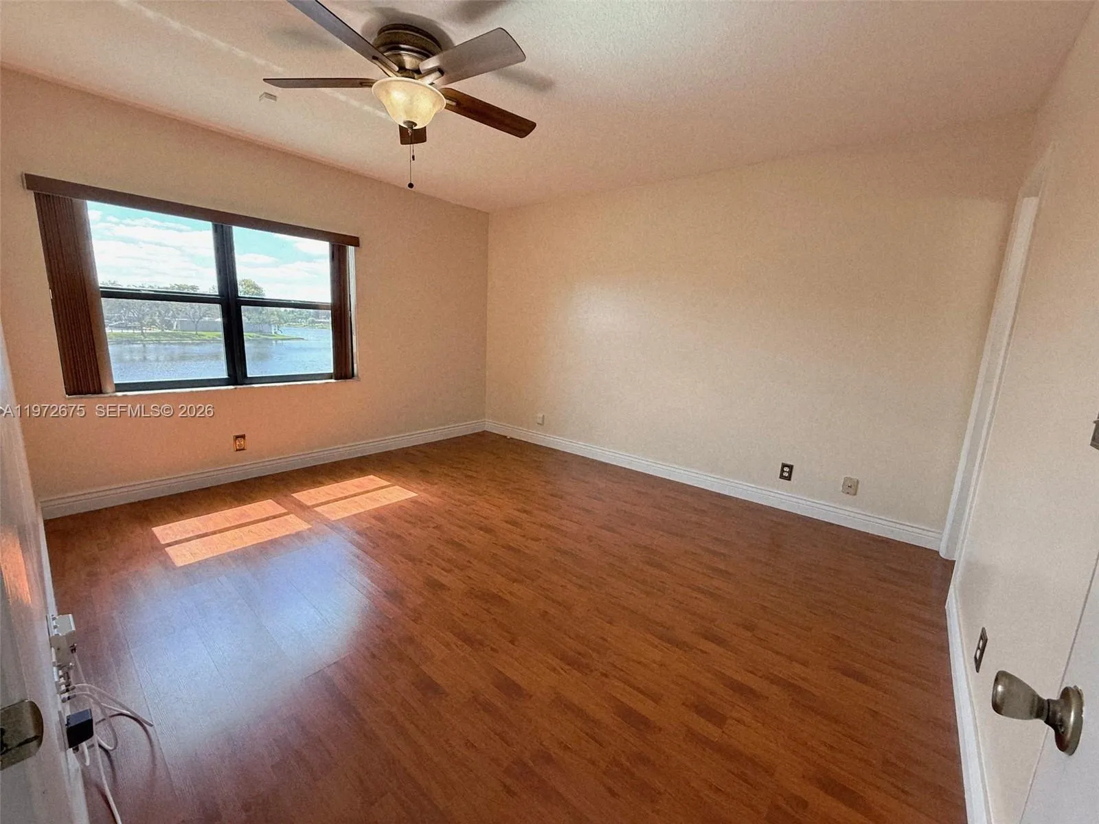 11312 Taft St 11312, Pembroke Pines, Florida 33026, Pembroke Pines, Florida 33026, 2 Bedrooms Bedrooms, ,2 BathroomsBathrooms,Residential,For Sale,11312 Taft St 11312, Pembroke Pines, Florida 33026,A11972675