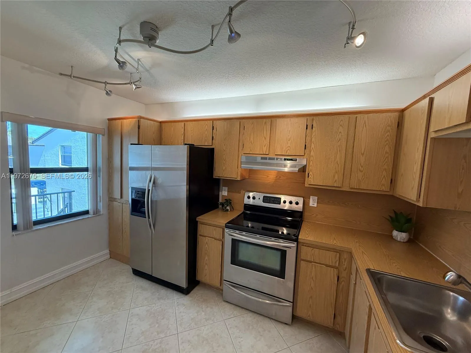 11312 Taft St 11312, Pembroke Pines, Florida 33026, Pembroke Pines, Florida 33026, 2 Bedrooms Bedrooms, ,2 BathroomsBathrooms,Residential,For Sale,11312 Taft St 11312, Pembroke Pines, Florida 33026,A11972675