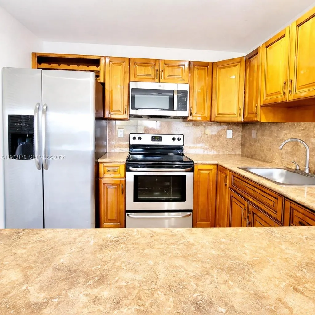 13271 Sw 17th Ln 6-25, Miami, Florida 33175, Miami, Florida 33175, 2 Bedrooms Bedrooms, ,2 BathroomsBathrooms,Residential Lease,For Rent,13271 Sw 17th Ln 6-25, Miami, Florida 33175,A11973170