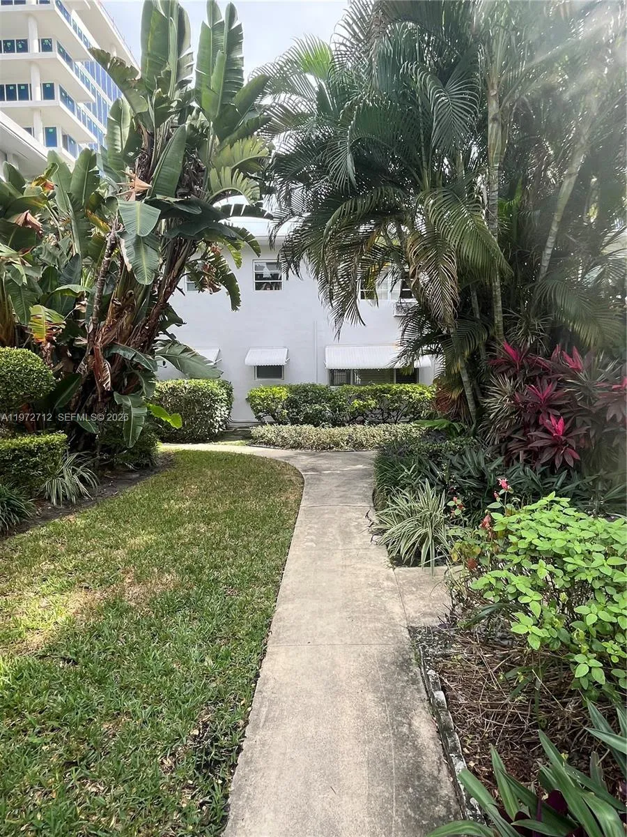 508 Antioch Ave 6, Fort Lauderdale, Florida 33304, Fort Lauderdale, Florida 33304, 2 Bedrooms Bedrooms, ,1 BathroomBathrooms,Residential,For Sale,508 Antioch Ave 6, Fort Lauderdale, Florida 33304,A11972712