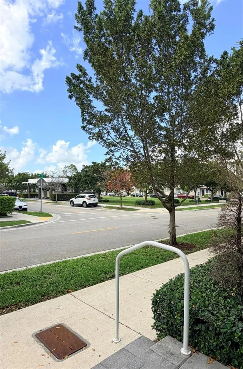 6401 Nw 103rd Pl 106, Doral, Florida 33178, Doral, Florida 33178, 3 Bedrooms Bedrooms, ,2 BathroomsBathrooms,Residential,For Sale,6401 Nw 103rd Pl 106, Doral, Florida 33178,A11973235