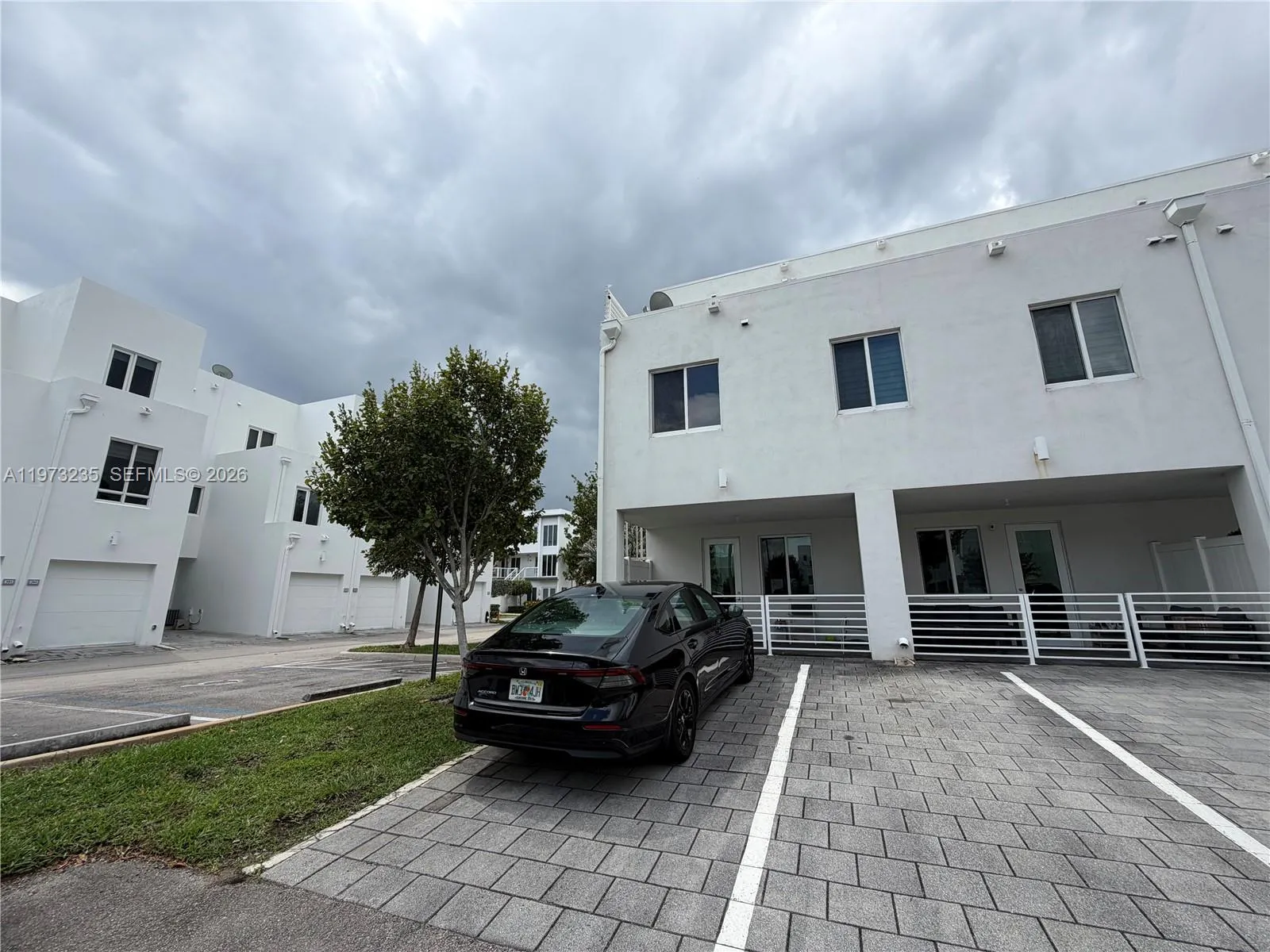 6401 Nw 103rd Pl 106, Doral, Florida 33178, Doral, Florida 33178, 3 Bedrooms Bedrooms, ,2 BathroomsBathrooms,Residential,For Sale,6401 Nw 103rd Pl 106, Doral, Florida 33178,A11973235