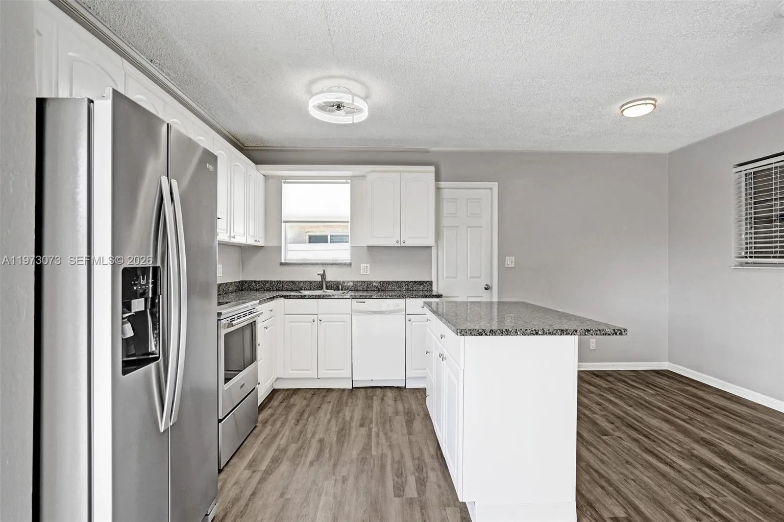 949 Se 10th Ct, Pompano Beach, Florida 33060, Pompano Beach, Florida 33060, 3 Bedrooms Bedrooms, ,2 BathroomsBathrooms,Residential Lease,For Rent,949 Se 10th Ct, Pompano Beach, Florida 33060,A11973073