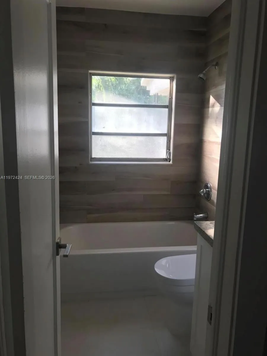 511 E 27th St, Hialeah, Florida 33013, Hialeah, Florida 33013, 3 Bedrooms Bedrooms, ,2 BathroomsBathrooms,Residential,For Sale,511 E 27th St, Hialeah, Florida 33013,A11972424