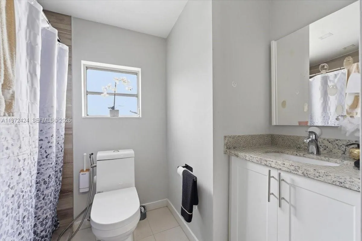 511 E 27th St, Hialeah, Florida 33013, Hialeah, Florida 33013, 3 Bedrooms Bedrooms, ,2 BathroomsBathrooms,Residential,For Sale,511 E 27th St, Hialeah, Florida 33013,A11972424