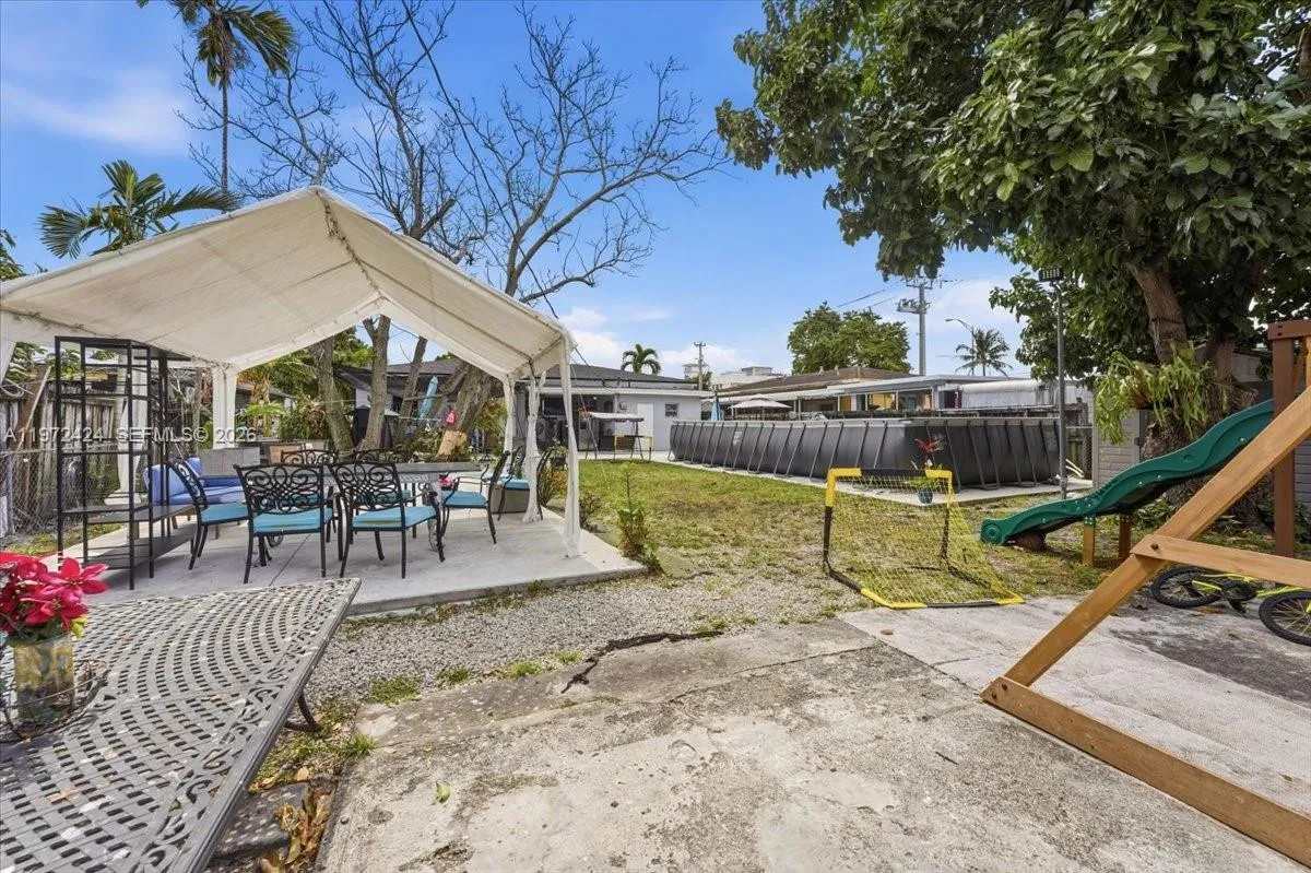 511 E 27th St, Hialeah, Florida 33013, Hialeah, Florida 33013, 3 Bedrooms Bedrooms, ,2 BathroomsBathrooms,Residential,For Sale,511 E 27th St, Hialeah, Florida 33013,A11972424