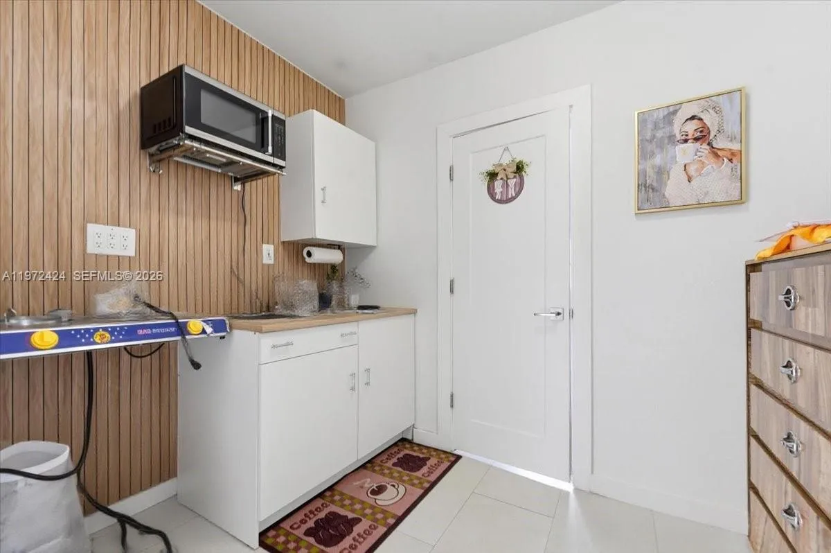 511 E 27th St, Hialeah, Florida 33013, Hialeah, Florida 33013, 3 Bedrooms Bedrooms, ,2 BathroomsBathrooms,Residential,For Sale,511 E 27th St, Hialeah, Florida 33013,A11972424