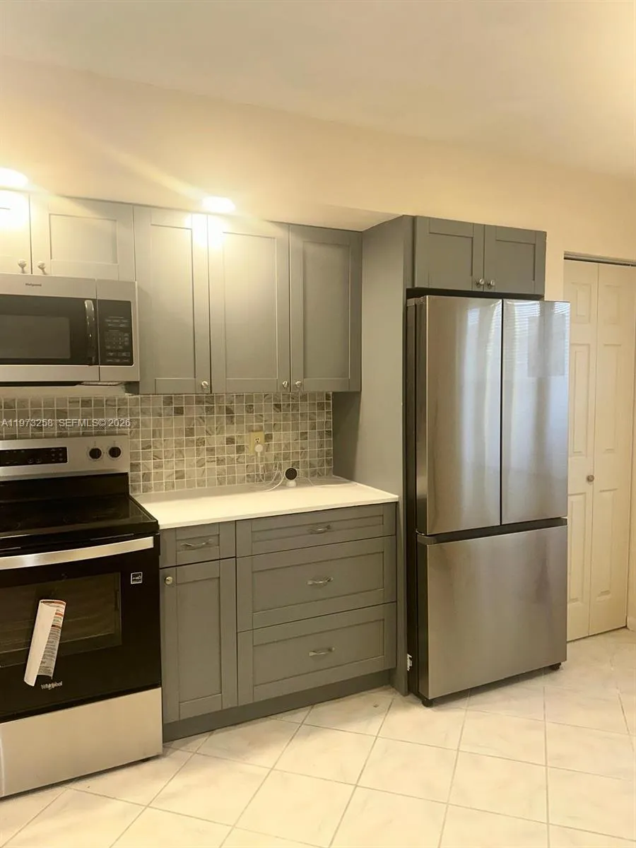 12800 Sw 7th Ct 306g, Pembroke Pines, Florida 3302, Pembroke Pines, Florida 33027, 2 Bedrooms Bedrooms, ,2 BathroomsBathrooms,Residential,For Sale,12800 Sw 7th Ct 306g, Pembroke Pines, Florida 3302,A11973258