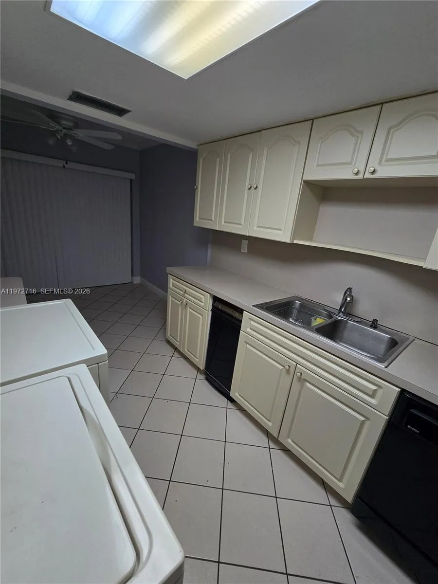 1300 Sw 122nd Ave 305-2, Miami, Florida 33184, Miami, Florida 33184, 2 Bedrooms Bedrooms, ,2 BathroomsBathrooms,Residential Lease,For Rent,1300 Sw 122nd Ave 305-2, Miami, Florida 33184,A11972716