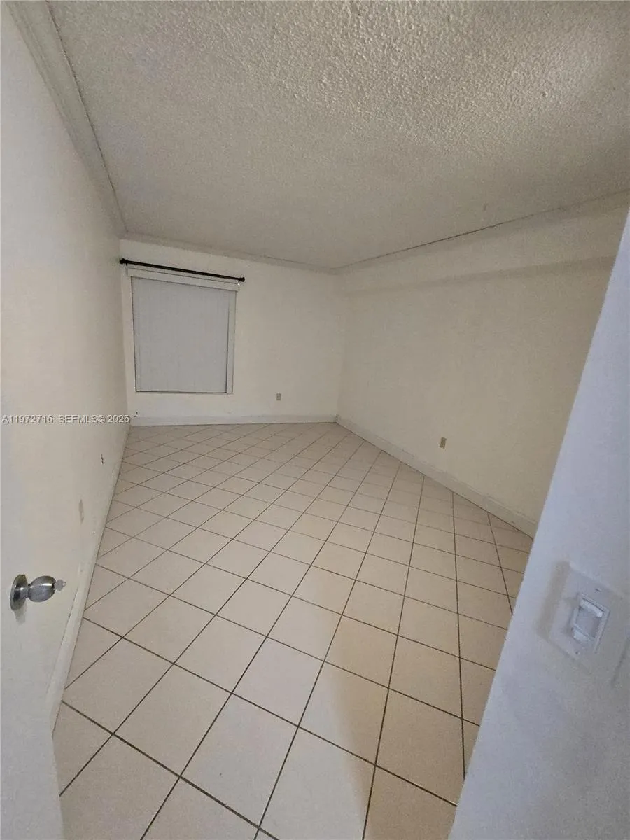 1300 Sw 122nd Ave 305-2, Miami, Florida 33184, Miami, Florida 33184, 2 Bedrooms Bedrooms, ,2 BathroomsBathrooms,Residential Lease,For Rent,1300 Sw 122nd Ave 305-2, Miami, Florida 33184,A11972716