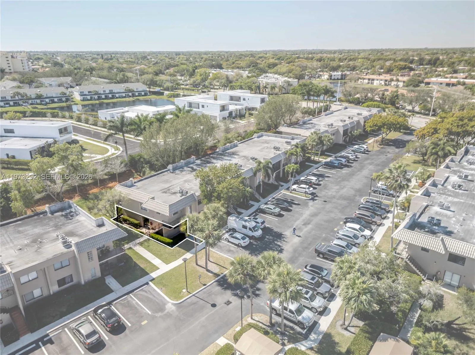 370 Racquet Club Rd 101, Weston, Florida 33326, Weston, Florida 33326, 2 Bedrooms Bedrooms, ,2 BathroomsBathrooms,Residential Lease,For Rent,370 Racquet Club Rd 101, Weston, Florida 33326,A11973292