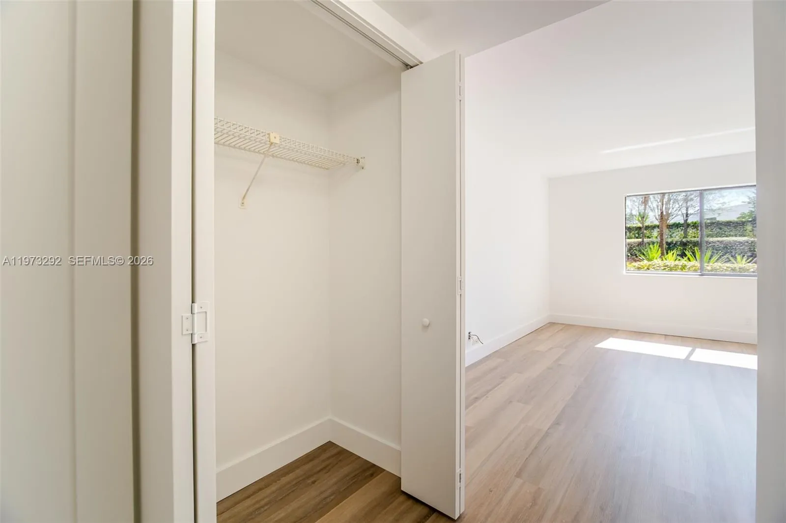 370 Racquet Club Rd 101, Weston, Florida 33326, Weston, Florida 33326, 2 Bedrooms Bedrooms, ,2 BathroomsBathrooms,Residential Lease,For Rent,370 Racquet Club Rd 101, Weston, Florida 33326,A11973292