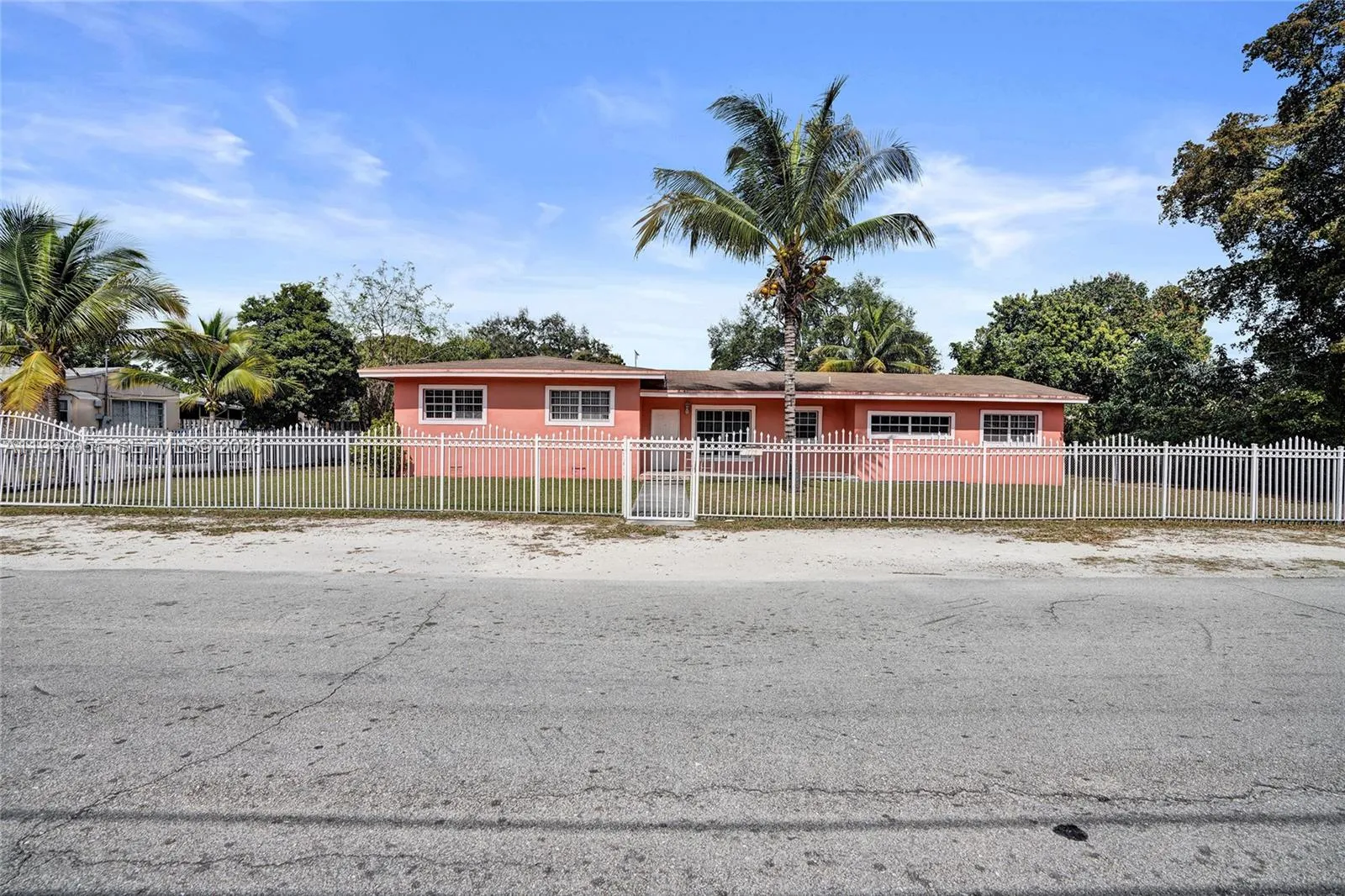 1775 Ne 147th St, Miami, Florida 33181, Miami, Florida 33181, 3 Bedrooms Bedrooms, ,2 BathroomsBathrooms,Residential,For Sale,1775 Ne 147th St, Miami, Florida 33181,A11967055