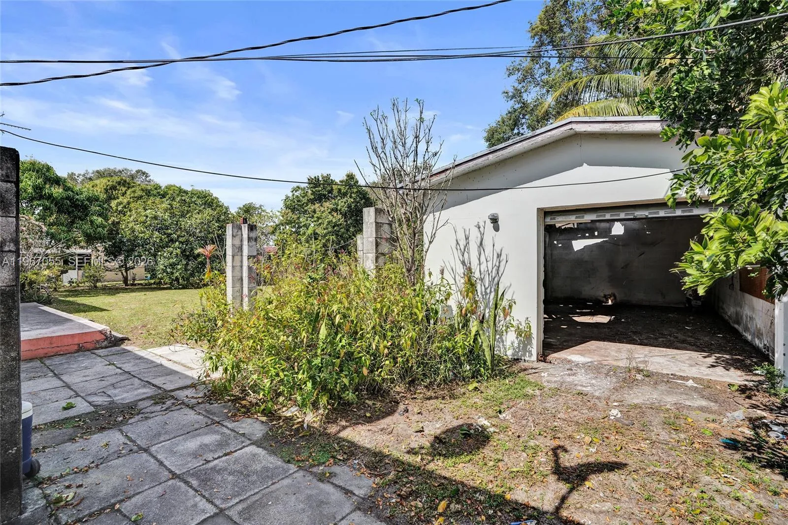 GARAGE USE