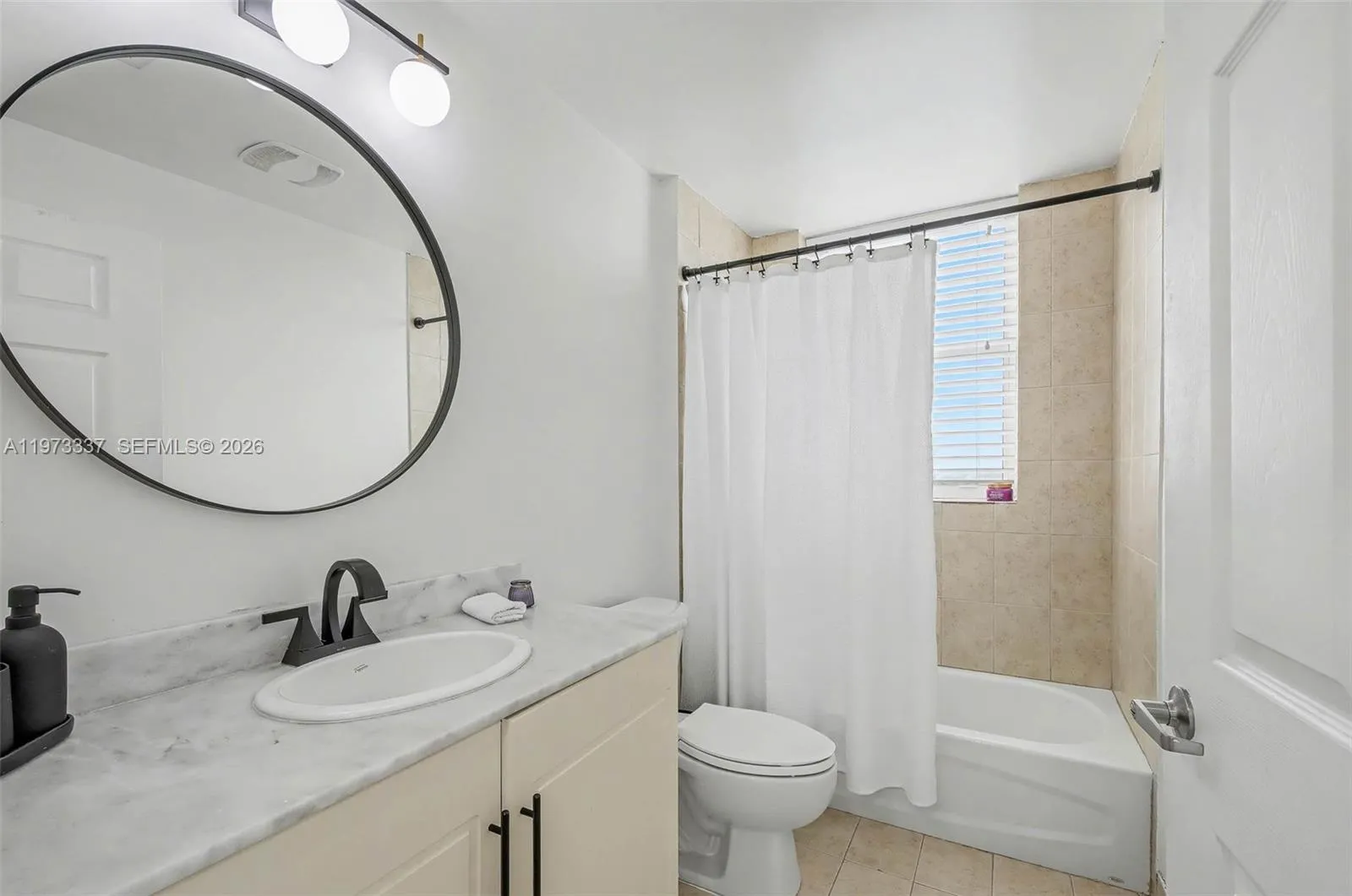275 Ne 18th St 703, Miami, Florida 33132, Miami, Florida 33132, 2 Bedrooms Bedrooms, ,2 BathroomsBathrooms,Residential Lease,For Rent,275 Ne 18th St 703, Miami, Florida 33132,A11973337