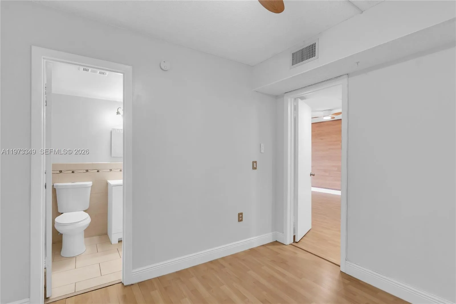 5055 Nw 7th St 504, Miami, Florida 33126, Miami, Florida 33126, 2 Bedrooms Bedrooms, ,2 BathroomsBathrooms,Residential,For Sale,5055 Nw 7th St 504, Miami, Florida 33126,A11973349