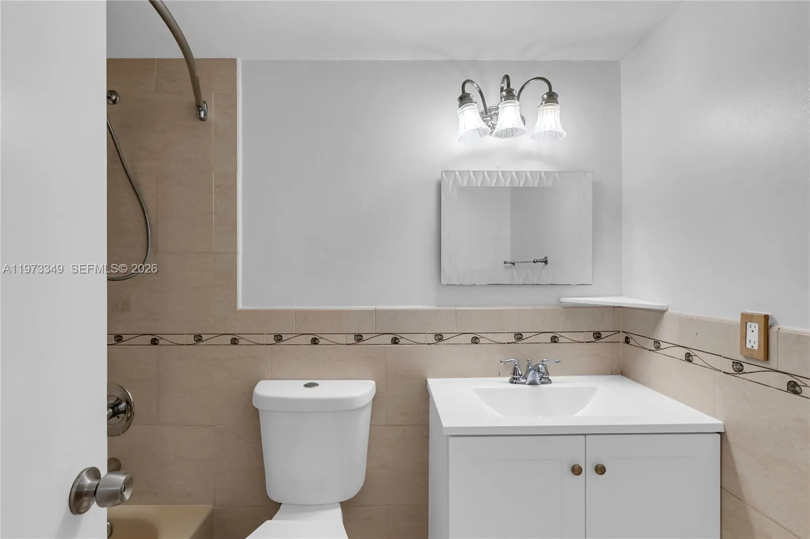5055 Nw 7th St 504, Miami, Florida 33126, Miami, Florida 33126, 2 Bedrooms Bedrooms, ,2 BathroomsBathrooms,Residential,For Sale,5055 Nw 7th St 504, Miami, Florida 33126,A11973349