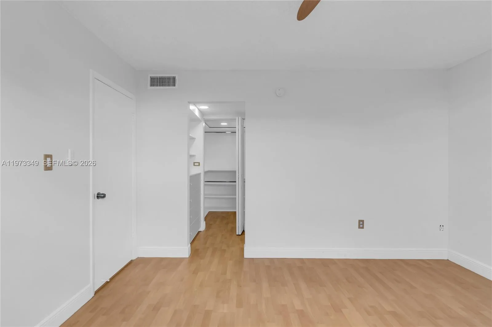 5055 Nw 7th St 504, Miami, Florida 33126, Miami, Florida 33126, 2 Bedrooms Bedrooms, ,2 BathroomsBathrooms,Residential,For Sale,5055 Nw 7th St 504, Miami, Florida 33126,A11973349