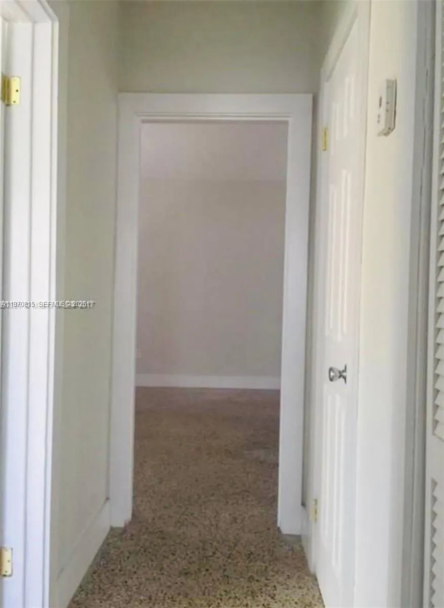 12000 Ne 9th Ave 1, Biscayne Park, Florida 33161, Biscayne Park, Florida 33161, 1 Bedroom Bedrooms, ,1 BathroomBathrooms,Residential Lease,For Rent,12000 Ne 9th Ave 1, Biscayne Park, Florida 33161,A11970815