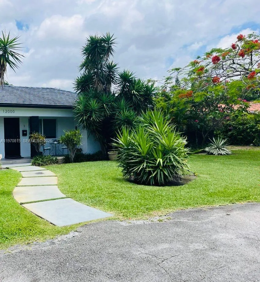 12000 Ne 9th Ave 1, Biscayne Park, Florida 33161, Biscayne Park, Florida 33161, 1 Bedroom Bedrooms, ,1 BathroomBathrooms,Residential Lease,For Rent,12000 Ne 9th Ave 1, Biscayne Park, Florida 33161,A11970815