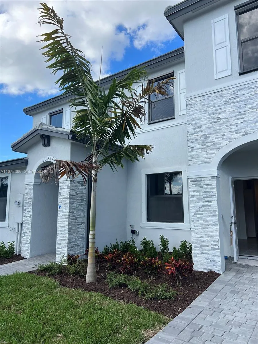 13263 Sw 286th St, Homestead, Florida 33033, Homestead, Florida 33033, 3 Bedrooms Bedrooms, ,2 BathroomsBathrooms,Residential Lease,For Rent,13263 Sw 286th St, Homestead, Florida 33033,A11973380
