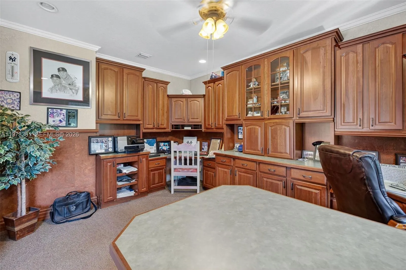 3792 Churchill Downs Dr, Davie, Florida 33328, Davie, Florida 33328, 5 Bedrooms Bedrooms, ,3 BathroomsBathrooms,Residential,For Sale,3792 Churchill Downs Dr, Davie, Florida 33328,A11973381