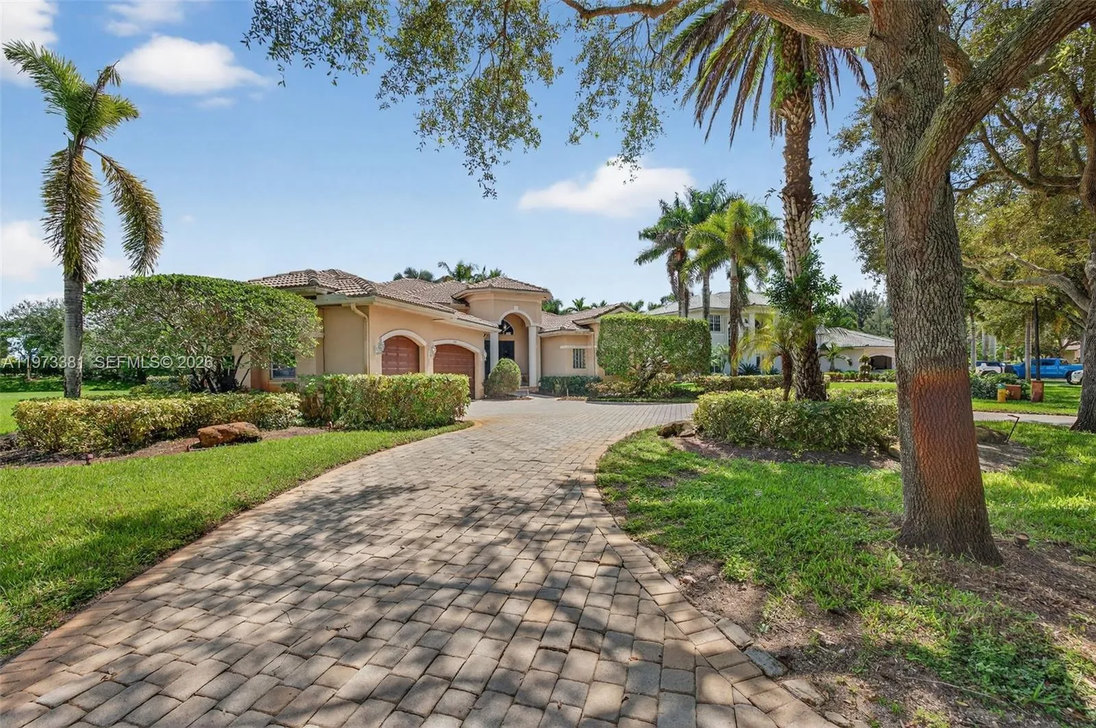 3792 Churchill Downs Dr, Davie, Florida 33328, Davie, Florida 33328, 5 Bedrooms Bedrooms, ,3 BathroomsBathrooms,Residential,For Sale,3792 Churchill Downs Dr, Davie, Florida 33328,A11973381