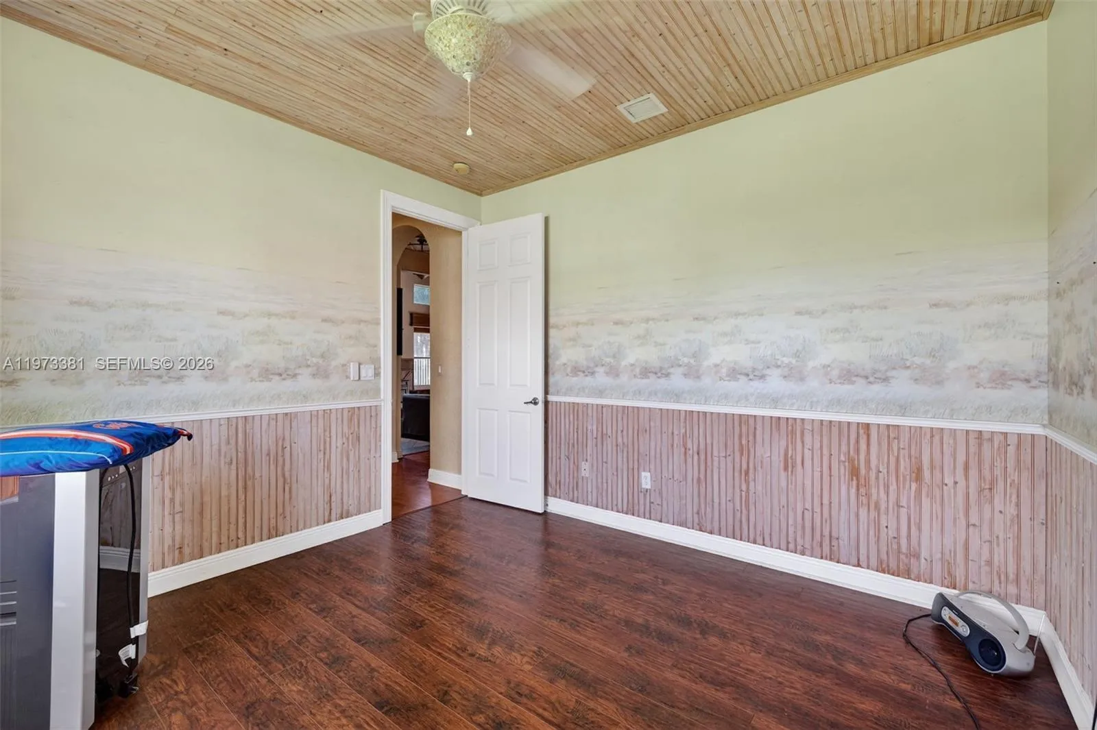 3792 Churchill Downs Dr, Davie, Florida 33328, Davie, Florida 33328, 5 Bedrooms Bedrooms, ,3 BathroomsBathrooms,Residential,For Sale,3792 Churchill Downs Dr, Davie, Florida 33328,A11973381