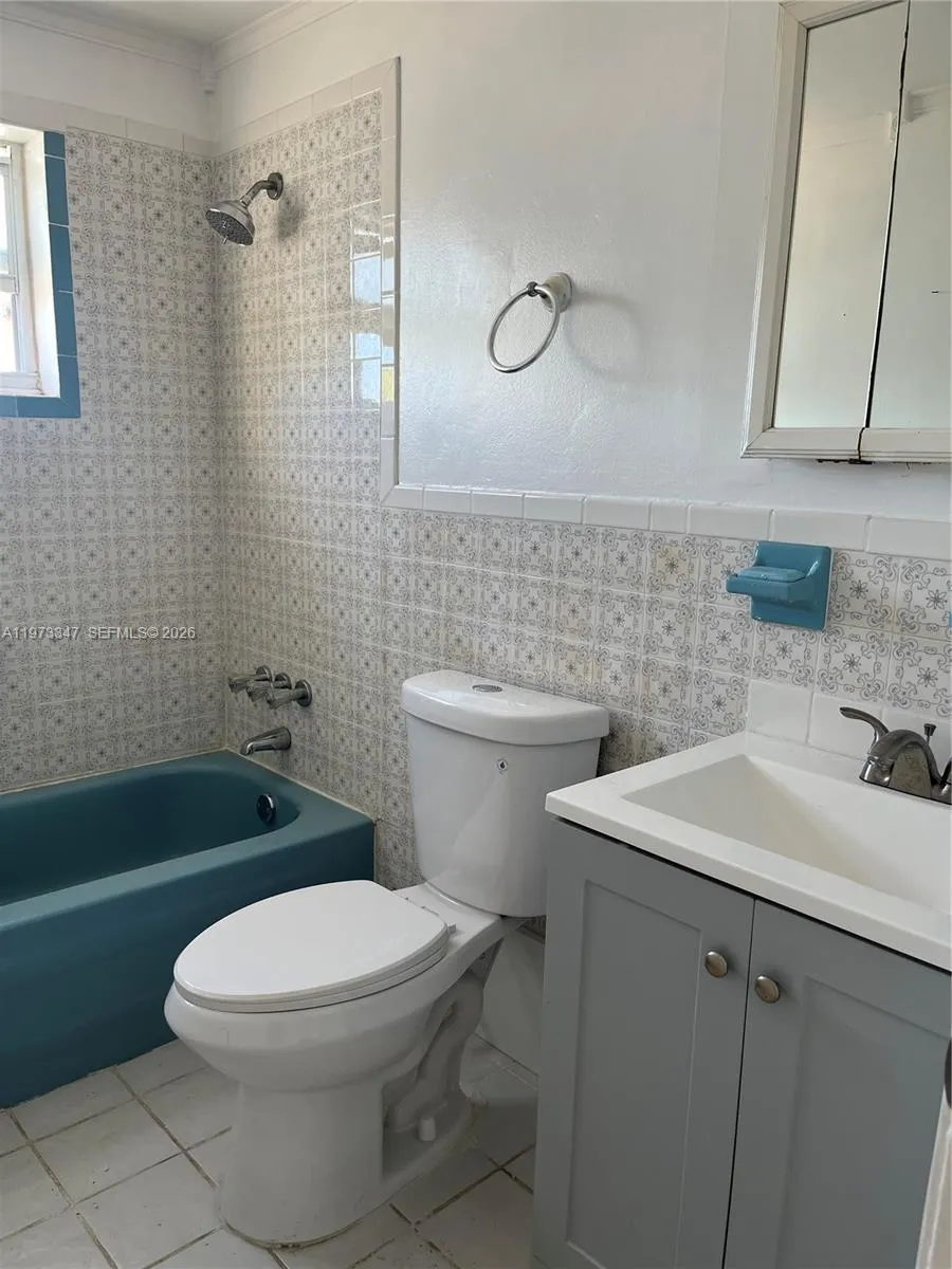 17051 Ne 35th Ave 202, North Miami Beach, Florida, North Miami Beach, Florida 33160, 2 Bedrooms Bedrooms, ,2 BathroomsBathrooms,Residential,For Sale,17051 Ne 35th Ave 202, North Miami Beach, Florida ,A11973347