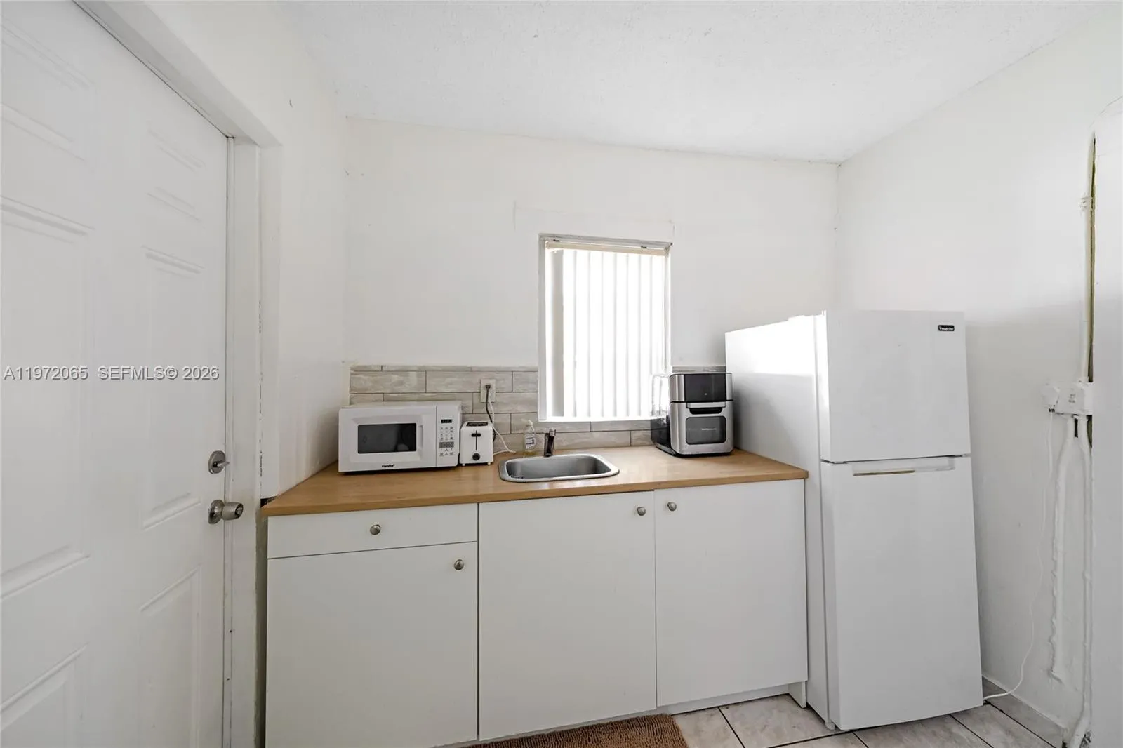 4318 E 8th Ct, Hialeah, Florida 33013, Hialeah, Florida 33013, 3 Bedrooms Bedrooms, ,1 BathroomBathrooms,Residential,For Sale,4318 E 8th Ct, Hialeah, Florida 33013,A11972065