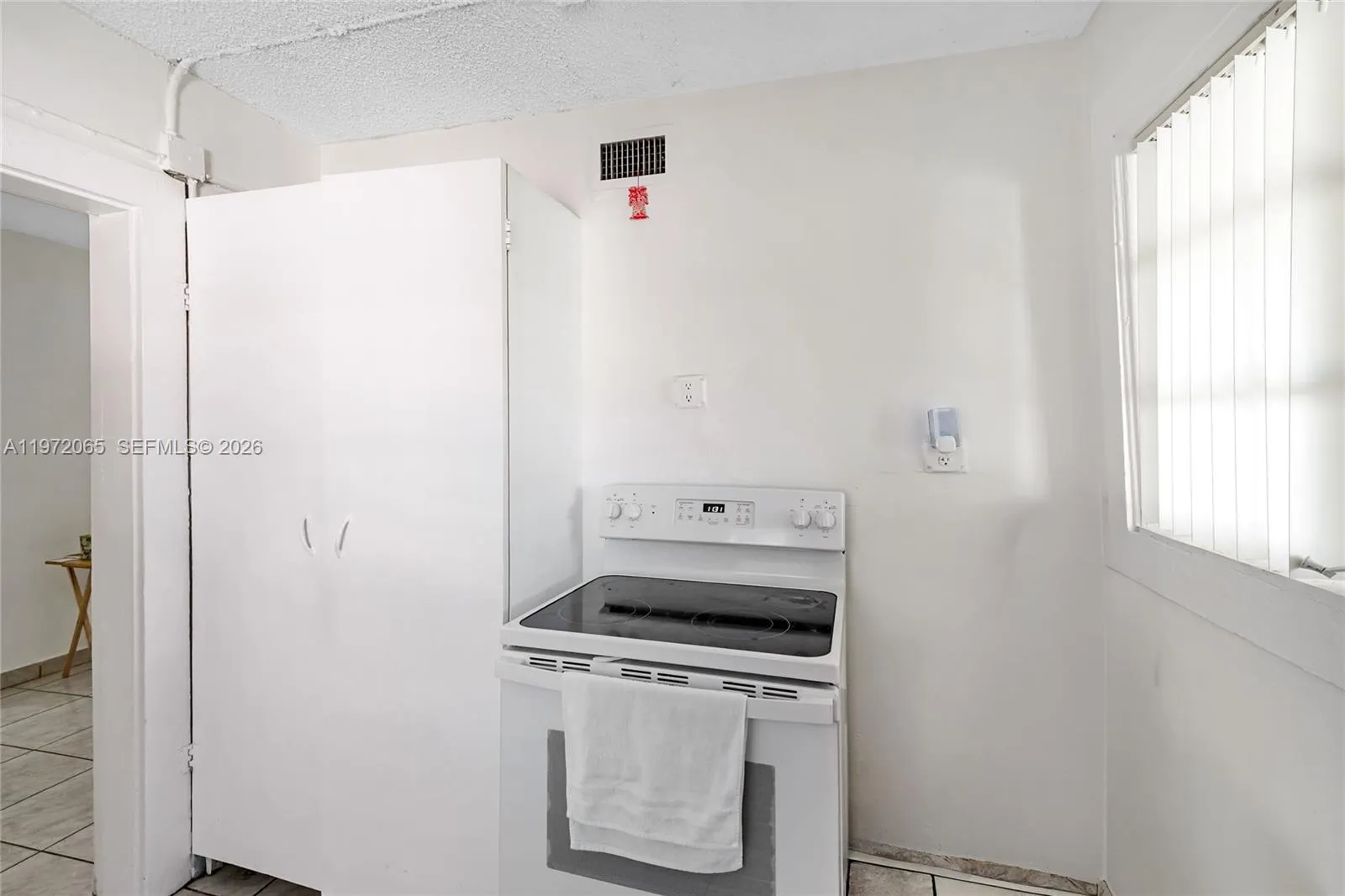 4318 E 8th Ct, Hialeah, Florida 33013, Hialeah, Florida 33013, 3 Bedrooms Bedrooms, ,1 BathroomBathrooms,Residential,For Sale,4318 E 8th Ct, Hialeah, Florida 33013,A11972065