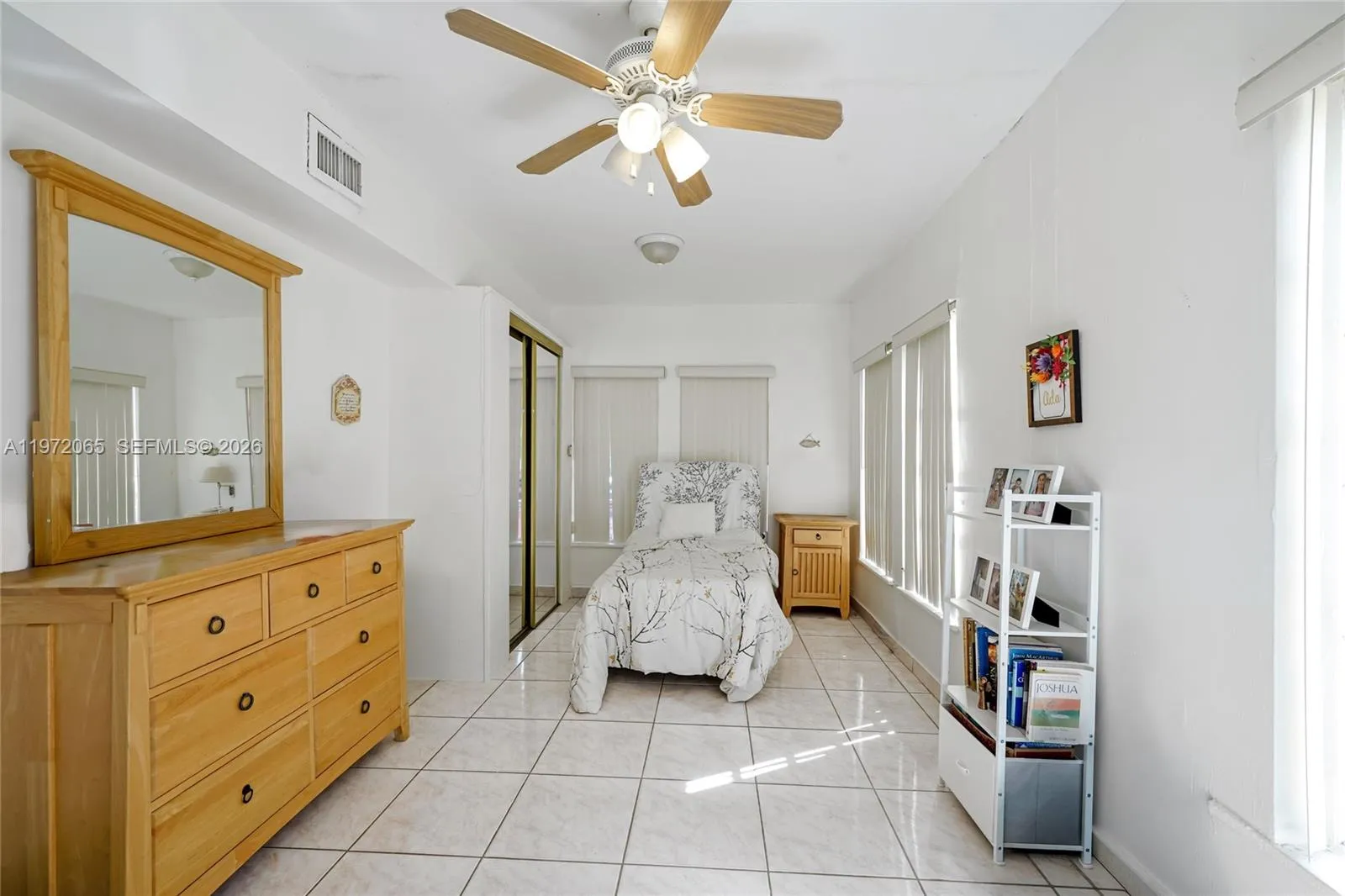 4318 E 8th Ct, Hialeah, Florida 33013, Hialeah, Florida 33013, 3 Bedrooms Bedrooms, ,1 BathroomBathrooms,Residential,For Sale,4318 E 8th Ct, Hialeah, Florida 33013,A11972065