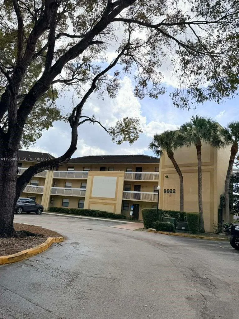 9022 Nw 28th Dr 2-206, Coral Springs, Florida 3306, Coral Springs, Florida 33065, 2 Bedrooms Bedrooms, ,2 BathroomsBathrooms,Residential,For Sale,9022 Nw 28th Dr 2-206, Coral Springs, Florida 3306,A11968881