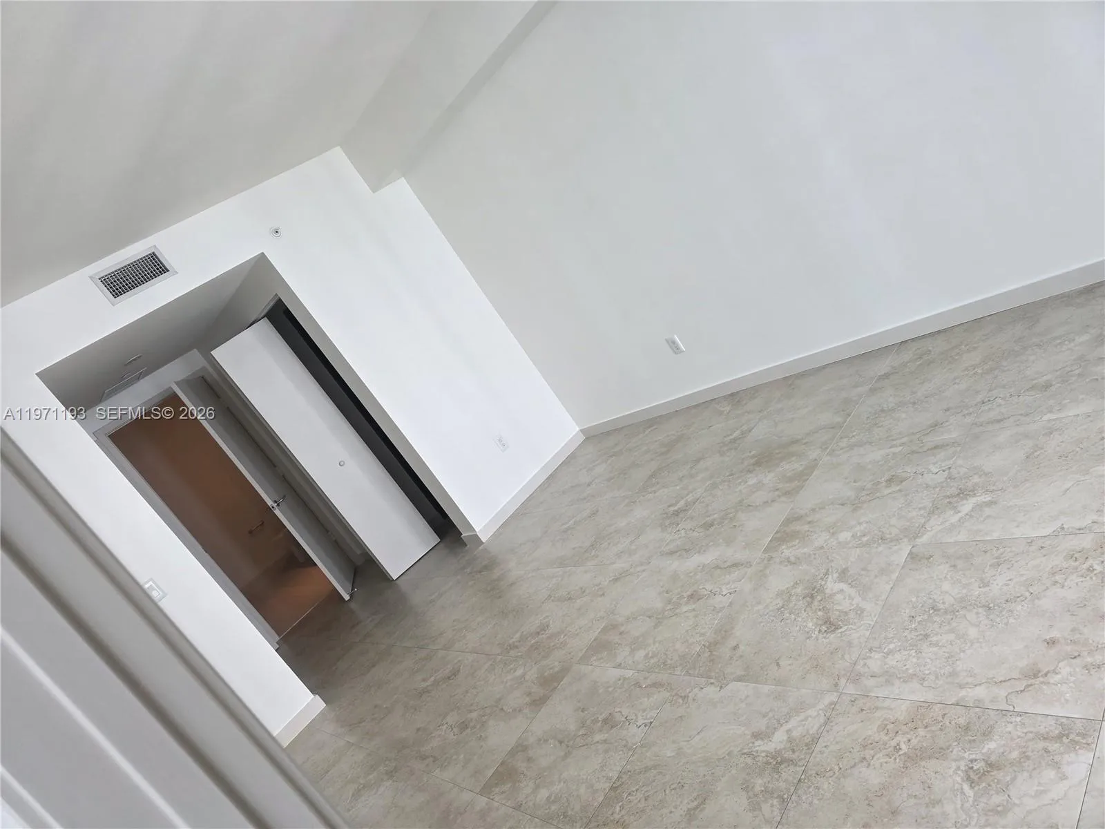 1100 S Miami Ave 2711, Miami, Florida 33130, Miami, Florida 33130, 2 Bedrooms Bedrooms, ,2 BathroomsBathrooms,Residential Lease,For Rent,1100 S Miami Ave 2711, Miami, Florida 33130,A11971193