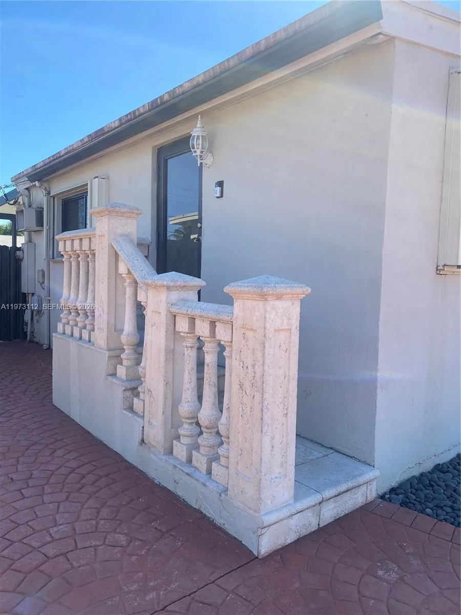 3181 Sw 84th Ct 3181, Miami, Florida 33155, Miami, Florida 33155, 3 Bedrooms Bedrooms, ,1 BathroomBathrooms,Residential Lease,For Rent,3181 Sw 84th Ct 3181, Miami, Florida 33155,A11973112