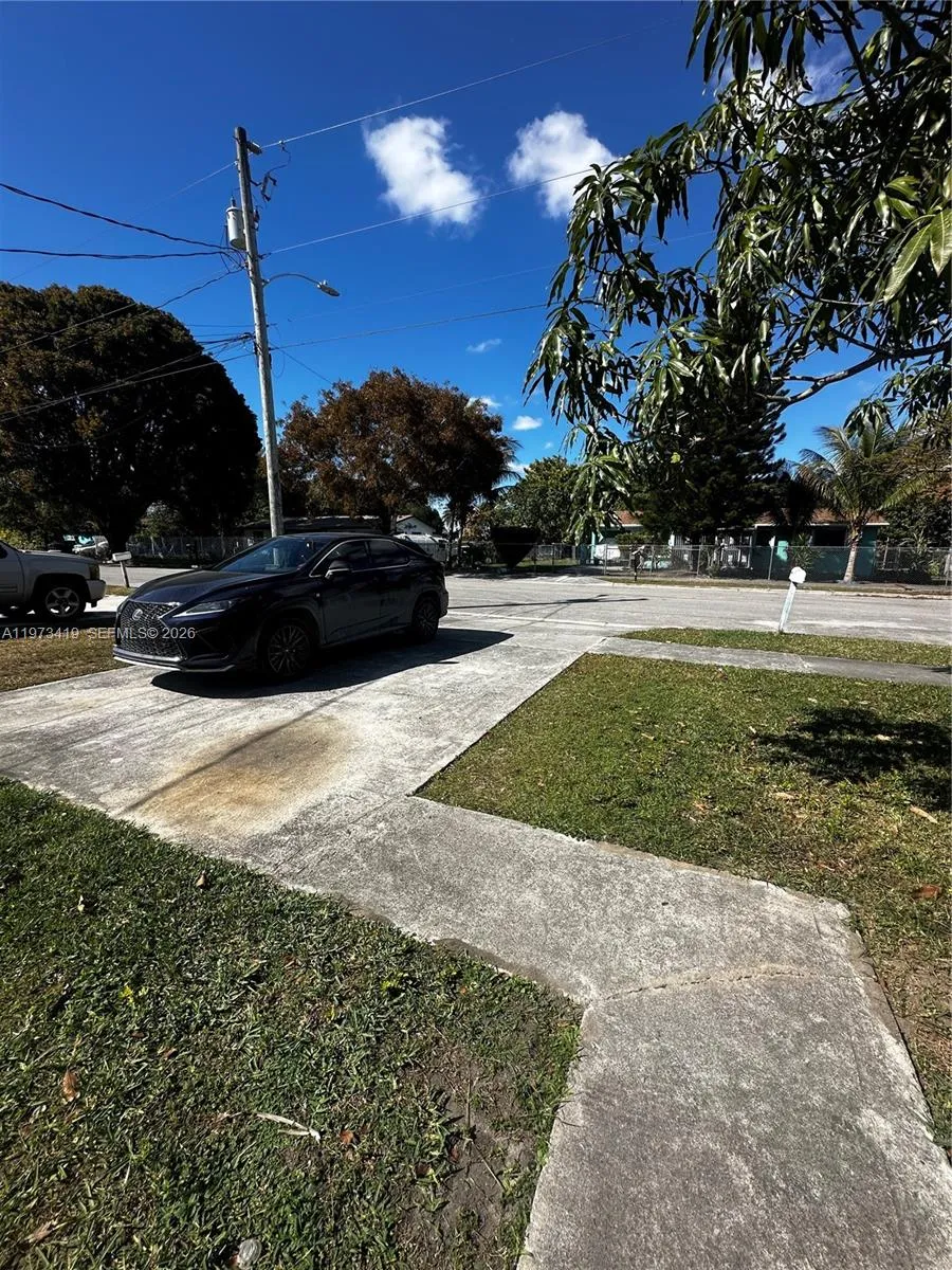 10452 Sw 177th St 10452, Miami, Florida 33157, Miami, Florida 33157, 2 Bedrooms Bedrooms, ,1 BathroomBathrooms,Residential Lease,For Rent,10452 Sw 177th St 10452, Miami, Florida 33157,A11973419